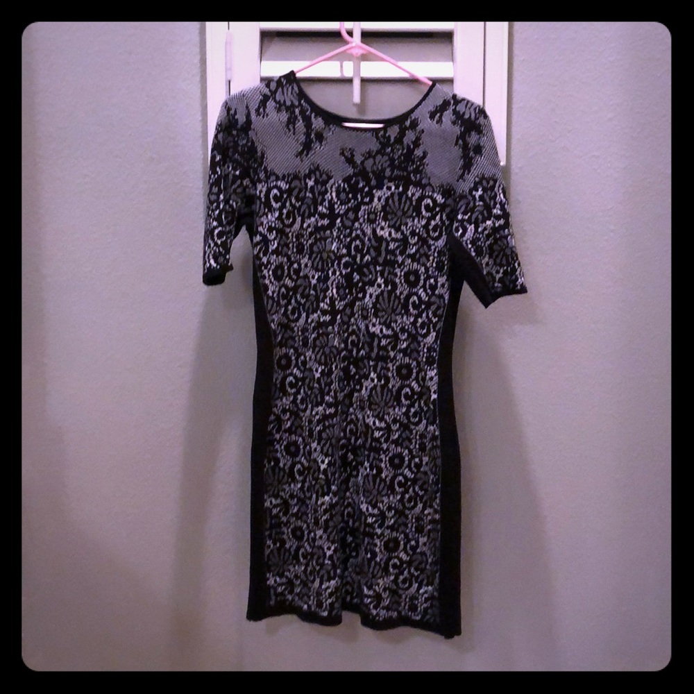 TAHARI Arthur S. Levine knit dress